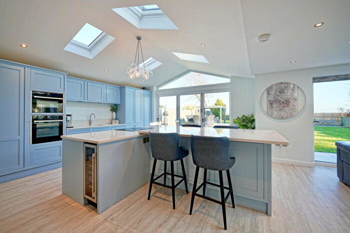 4 Bedroom Detached House For Sale In Greenway, Buckden, PE19