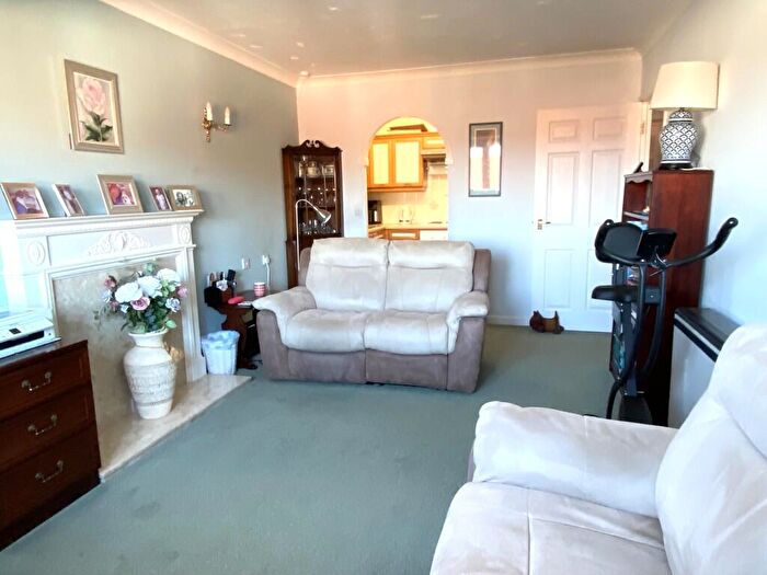 1 Bedroom Apartment For Sale In Sheringham, NR26