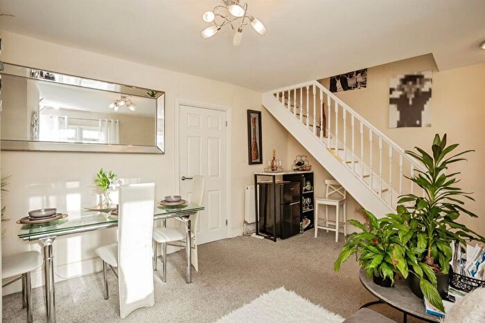 3 Bedroom End Of Terrace House For Sale In Field Street, Shepshed, Loughborough, LE12