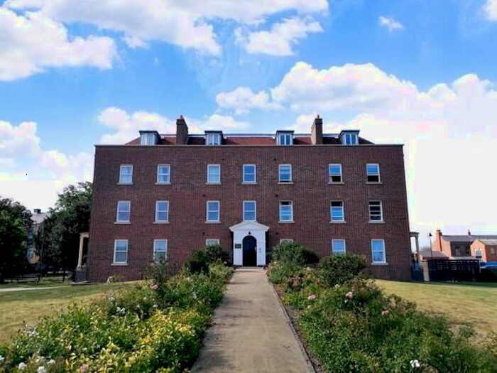 2 Bedroom Flat To Rent In Heritage Way, Gosport, PO12