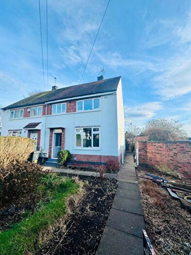 3 Bedroom Semi-Detached House To Rent In Netherhall Road, Leicester, LE5