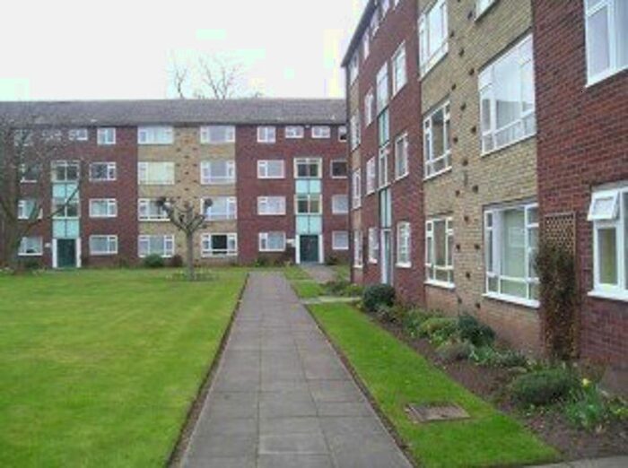2 Bedroom Flat To Rent In Elmwood Court, Canal Basin, Coventry, CV1