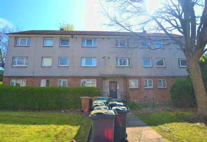 3 Bedroom Flat To Rent In Alan Breck Gardens, Edinburgh, EH4