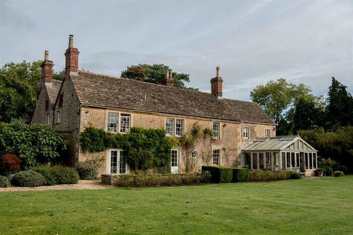 7 Bedroom Country House For Sale In Plough Lane, Kington Langley, Chippenham, SN15