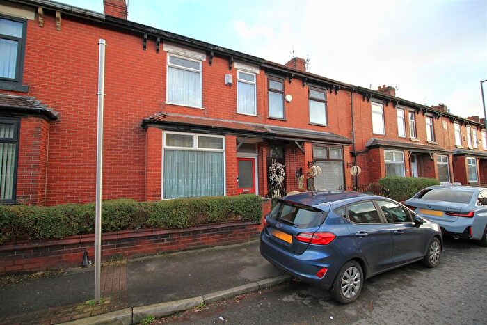 2 Bedroom Terraced House For Sale In Edge Lane, Droylsden, Manchester, M43