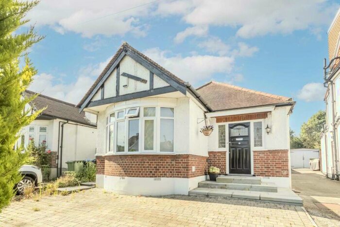 3 Bedroom Bungalow To Rent In Elmbridge Avenue, Surbiton, KT5