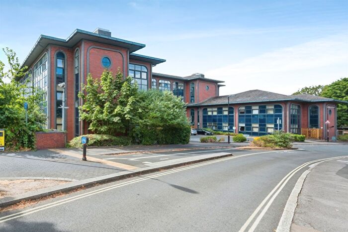 1 Bedroom Flat For Sale In Millbrook Road East, Southampton, SO15