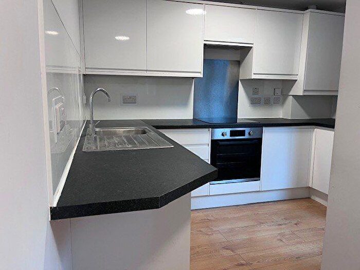 1 Bedroom Flat To Rent In Bedford Road, West Ealing, W13