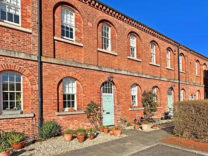 3 Bedroom Town House For Sale In Buckland Walk, Exminster, EX6