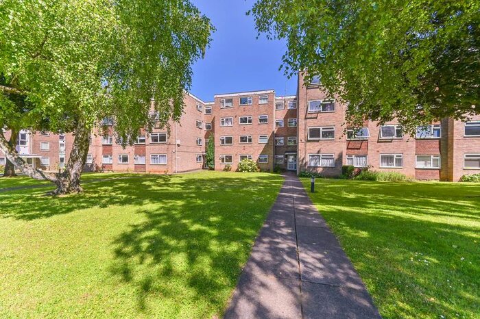 2 Bedroom Flat To Rent In Mulgrave Road, Sutton, SM2