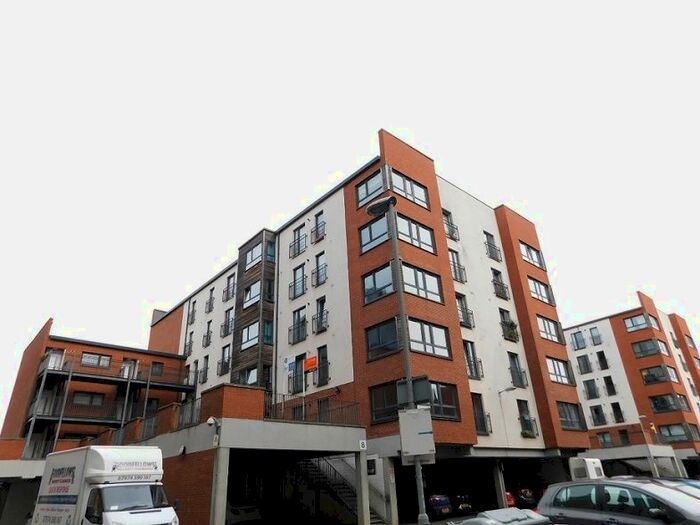 1 Bedroom Flat To Rent In Salamander Court, Leith, Edinburgh, EH6