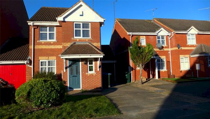 3 Bedroom Link Detached House To Rent In Witnell Road, Daimler Green, Coventry, CV6