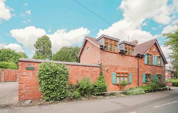 3 Bedroom Detached House To Rent In Windermere Road, Moseley, Birmingham, B13