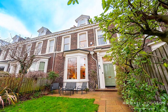 6 Bedroom Terraced House For Sale In Thornhill Terrace, Thornhill, Sunderland, SR2