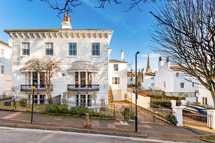 6 Bedroom Semi-Detached House For Sale In Montpelier Villas, Brighton, BN1