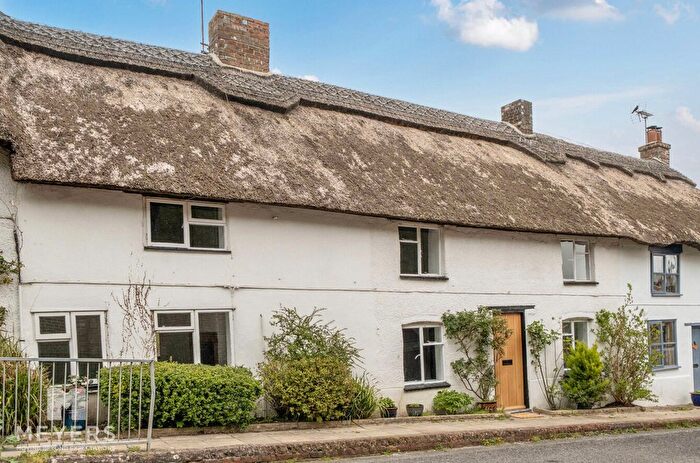 3 Bedroom Cottage For Sale In Main Road, Tolpuddle, DT2