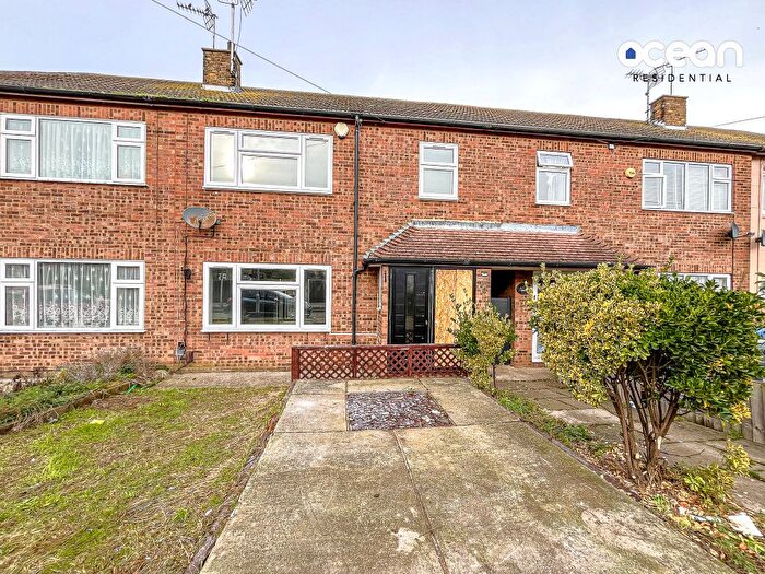 3 Bedroom Terraced House To Rent In Philpott Avenue, Southend-On-Sea, SS2