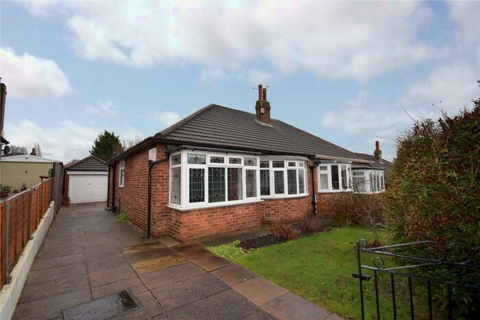 2 Bedroom Bungalow To Rent In High Moor Drive, Moortown, Leeds, LS17