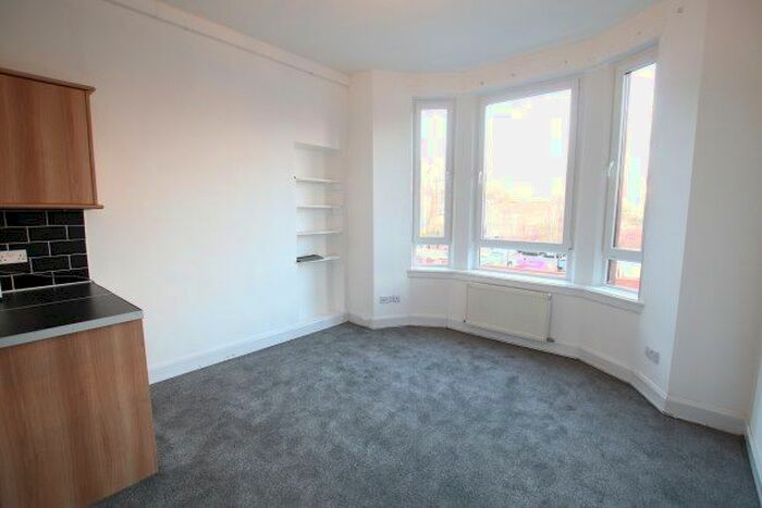 2 Bedroom Flat To Rent In Hathaway Lane, Glasgow, G20