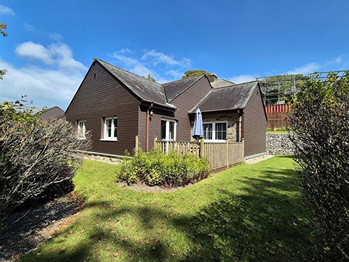 2 Bedroom Lodge For Sale In Tywardreath, Par, PL24