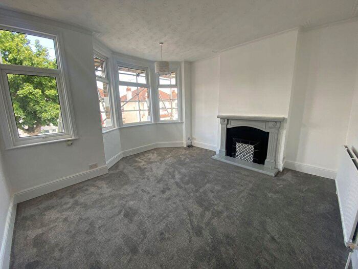 1 Bedroom Flat To Rent In Fairleigh Drive- Online Registration Required, SS9
