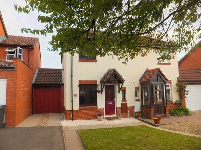 2 Bedroom Semi-Detached House To Rent In Carters Close, Sutton Coldfield, B76