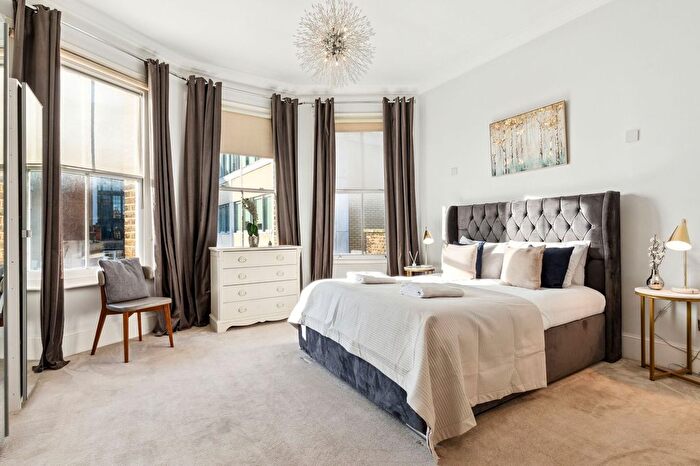 2 Bedroom Flat To Rent In Kensington Court, Palace Place Mansions, W8