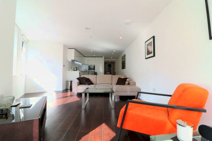2 Bedroom Apartment To Rent In Eagle Point, City Road, Old Street, Islington, London, EC1