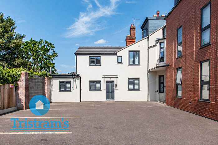 2 Bedroom Flat To Rent In Dagmar Grove, Beeston, NG9