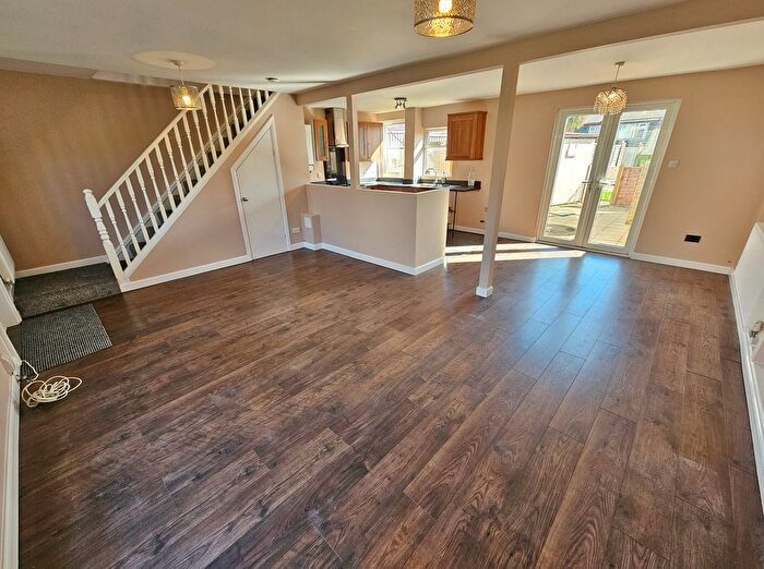 3 Bedroom End Terrace House For Sale In Hatherley Road, Paulsgrove, PO6