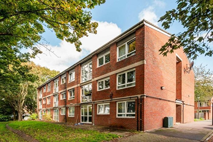 2 Bedroom Flat For Sale In Hevelius Close, London, SE10