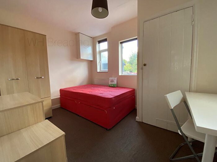 5 Bedroom House To Rent In St. Martins Hill, Canterbury, CT1