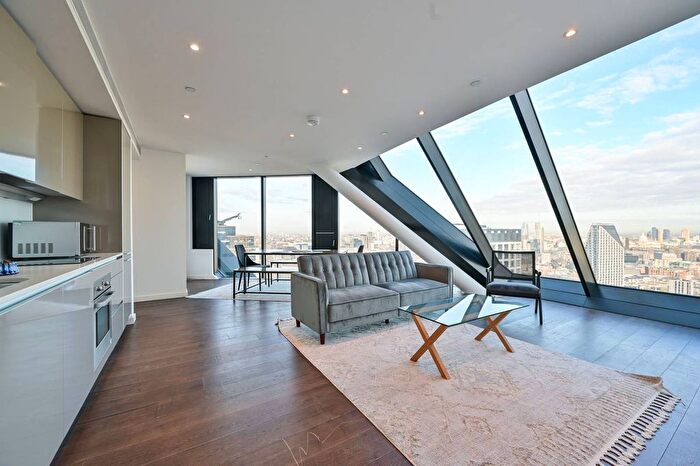 2 Bedroom Flat To Rent In Elephant And Castle, Elephant And Castle, London, SE1