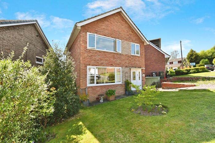 3 Bedroom Detached House To Rent In Sough Hall Crescent, Thorpe Hesley, Rotherham, South Yorkshire, S61