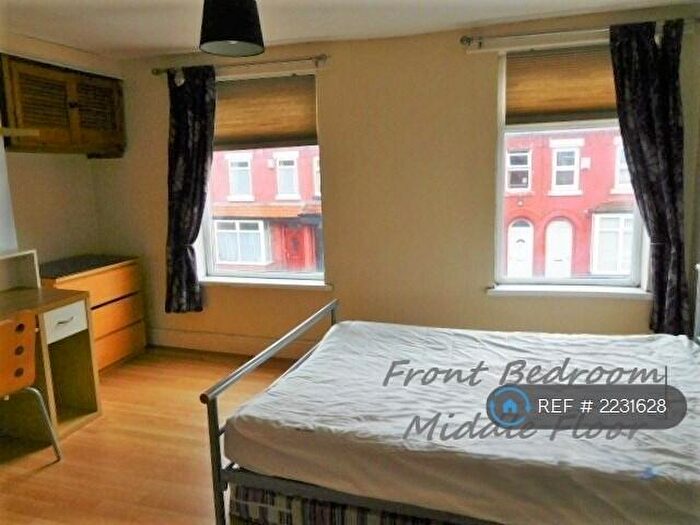 5 Bedroom Terraced House To Rent In Whitby Rd, Manchester, M14