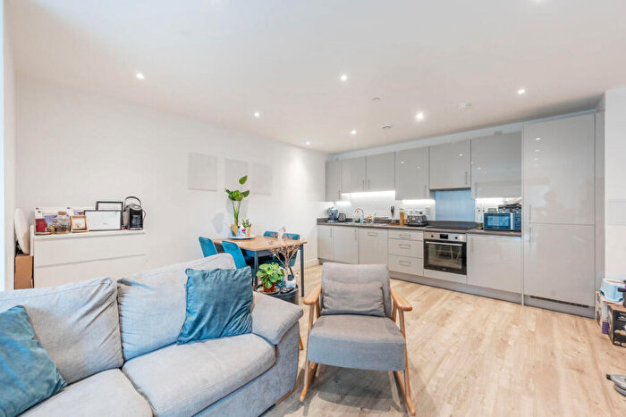 1 Bedroom Flat For Sale In Sheepcote Road, Harrow On The Hill, Harrow, HA1