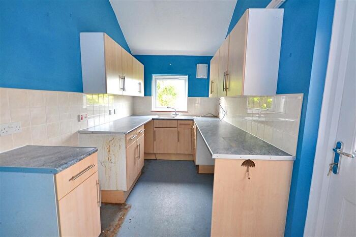 2 Bedroom Terraced House For Sale In Campbell Road, Eastleigh, SO50