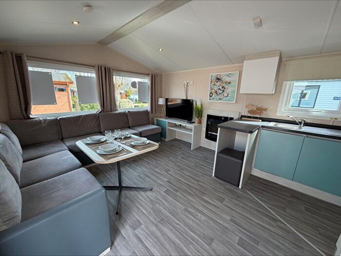 2 Bedroom Park Home For Sale In West Witton, Leyburn, DL8