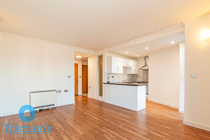 1 Bedroom Apartment To Rent In The Ice House, Bolero Square, NG1