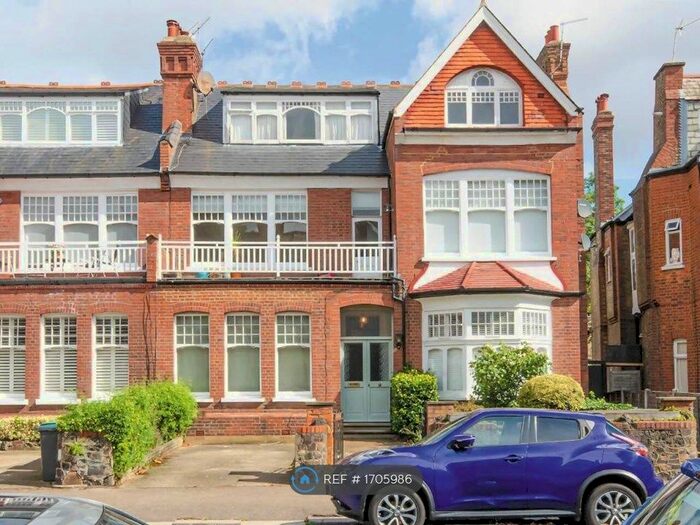 1 Bedroom Flat To Rent In Princes Avenue, London, N10