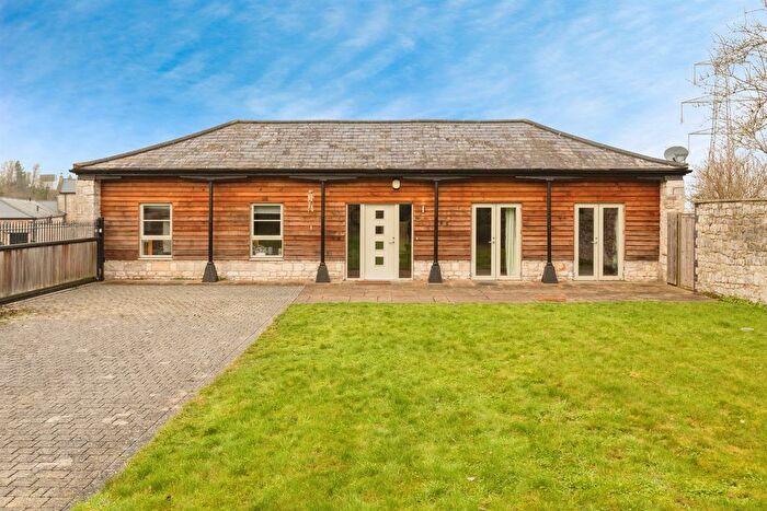 4 Bedroom Property For Sale In Fernhill, Almondsbury, Bristol, BS32