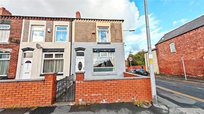 3 Bedroom End Of Terrace House To Rent In Morris Green Lane, Greater Manchester, BL3