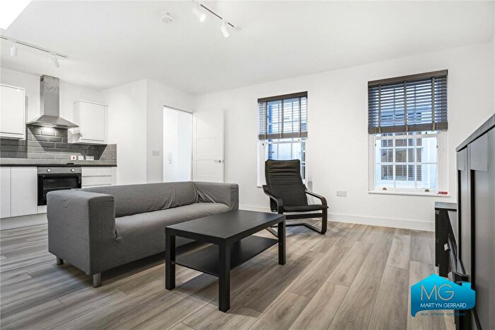 1 Bedroom Apartment To Rent In High Street, Barnet, EN5