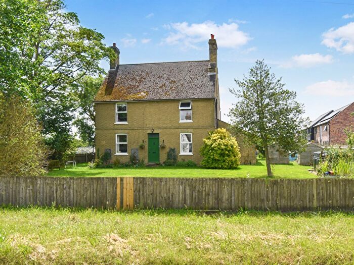 5 Bedroom Detached House For Sale In Station Road, Tempsford, Sandy, SG19