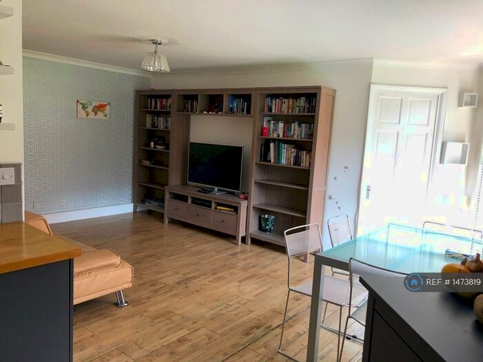 1 Bedroom Flat To Rent In World's End Estate, London, SW10