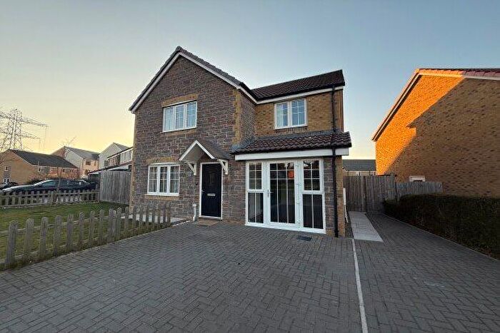 4 Bedroom Property To Rent In Woodsage Crescent, Bristol, BS16