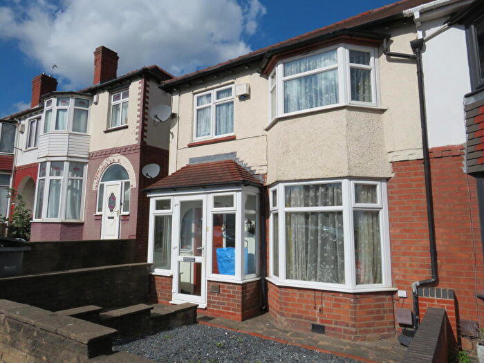 3 Bedroom House To Rent In Hagley Road West, Oldbury, B68