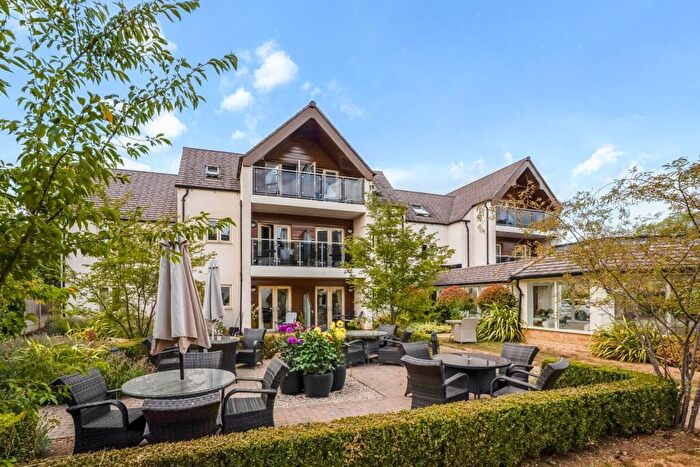 2 Bedroom Flat For Sale In Hospital Road, Moreton-in-Marsh, Gloucestershire, GL56