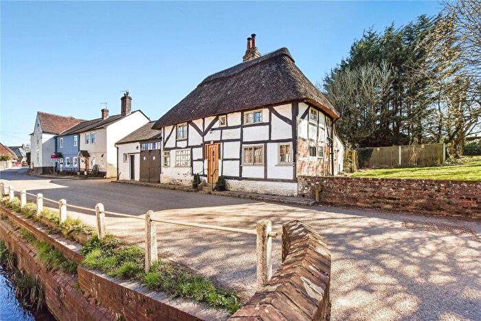 4 Bedroom Detached House For Sale In East Meon, Petersfield, Hampshire, GU32