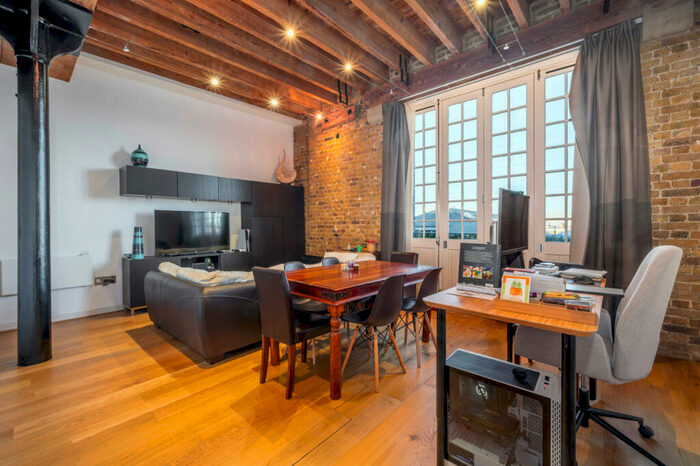 1 Bedroom Flat To Rent In Warehouse W, Western Gateway, E16